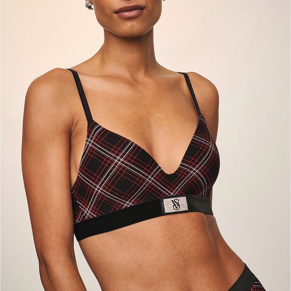 Victoria’s Secret Shine Patch Lightly Lined Wireless Bra Black Plaid 32B